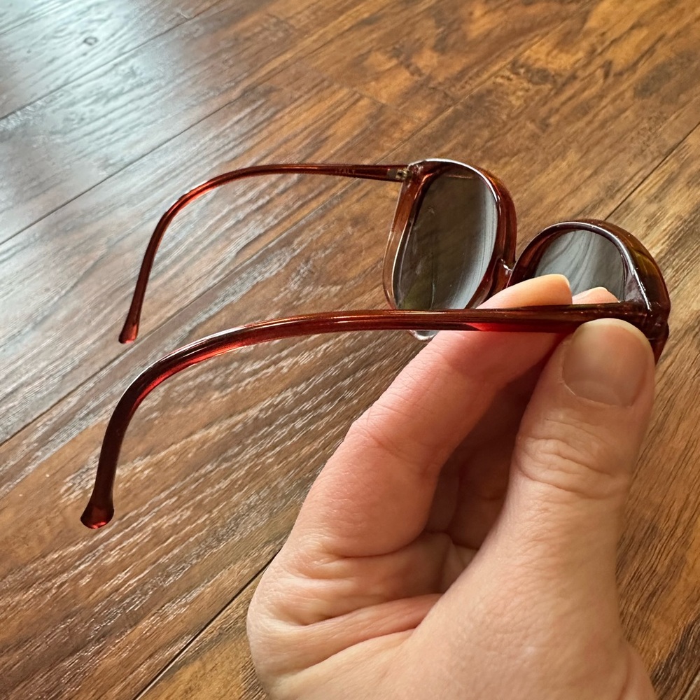 Vintage Foster Grant Sunglasses - Picture 13 of 13